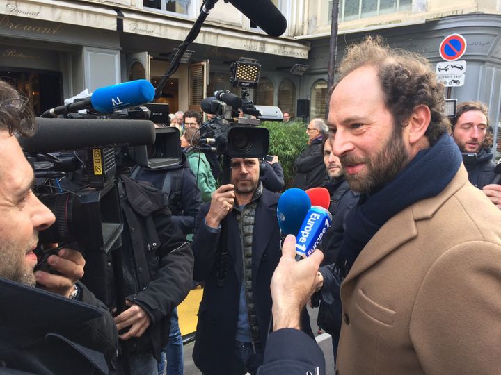 Olivier Guez Prix Renaudot, à son arrivée au Drouant
 (Laurence Houot / Culturebox)