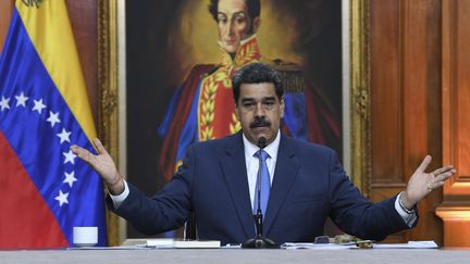 Le président vénézuélien, Nicolas Maduro, le 26 mars 2020 à Caracas (Venezuela). (YURI CORTEZ / AFP)