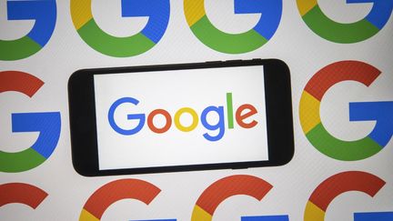 Google a abandonné&nbsp;son projet d'appli&nbsp;Plex,&nbsp;qui était en développement depuis deux ans avec la collaboration de la banque américaine&nbsp;Citigroup. (ALI BALIKCI / ANADOLU AGENCY / AFP)