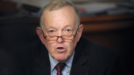 L'avocat Olivier Metzner, le 23 octobre 2010, lors d'une conf&eacute;rence de presse &agrave; Paris. (BERTRAND LANGLOIS / AFP)