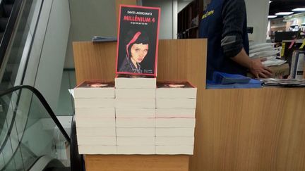 &nbsp; (Millénium 4 à l'entrée des librairies © Radio France)