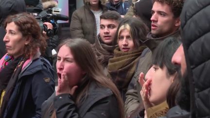 Fusillade à Paris : endeuillée, la communauté kurde est en colère (France 3)