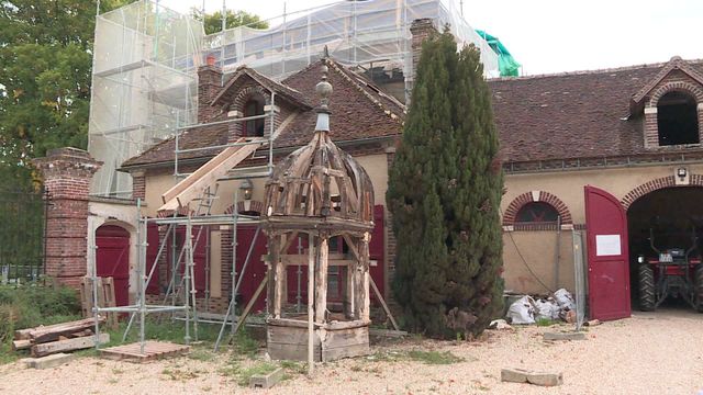 Le pigeonnier du château du Feÿ dans l'Yonne sélectionné par le Loto du patrimoine 2022