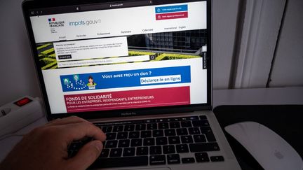 Le site impots.gouv.fr, de la Direction générale des Finances publiques, le 27 juillet 2021. (RICCARDO MILANI / HANS LUCAS / AFP)