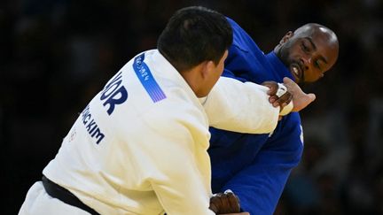 Teddy Riner devient le plus grand judoka de tous les temps après sa quatrième médaille d'or olympique aux JO de Paris 2024