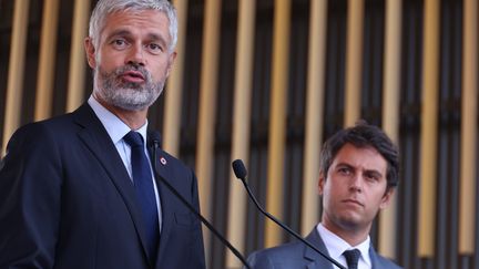 Laurent Wauquiez, patron de la Droite républicaine (ex LR) à l'Assemblée nationale, et Gabriel Attal, chef des députés Ensemble pour la République (ex Renaissance), défendent chacun un candidat différents aux prochaines partielles. (RICHARD MOUILLAUD / MAXPPP)