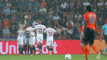 Le FC Seville a fait un grand pas vers la Ligue des Champions en allant gagner sur le terrain d'Istanbul (1-2). (BERK OZKAN / ANADOLU AGENCY)