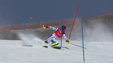 Le skieur&nbsp;Alexis&nbsp;Pinturault&nbsp;a été éliminé du combiné alpin, jeudi 10 février, aux Jeux olympiques d'hiver de Pékin.&nbsp; (CAPTURE ECRAN FRANCE 2)