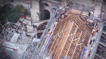 Notre-Dame de Paris : les secrets de la reconstruction de la charpente, identique à celle du XIIIe siècle