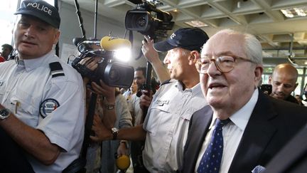 &nbsp; (Jean-Marie Le Pen au tribunal de Nanterre © REUTEURS - Charles Platiau)