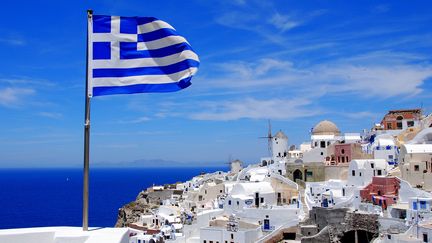 Vue d'Oia à Santorin, une île des Cyclades en Grèce. (Illustration) (© 2009 DIMITRIS SOTIROPOULOS / MOMENT RF / GETTY IMAGES)