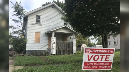 En 50 ans, Flint a perdu la moitié de sa population.&nbsp;Dans de nombreux quartiers, des maisons sont délabrées. (GREGORY PHILIPPS / RADIO FRANCE)