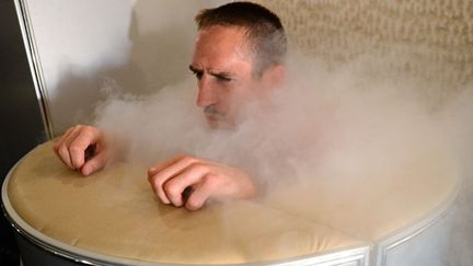 La fameuse photo Franck Ribéry en train de faire une séance de cryothérapie durant l'Euro 2012