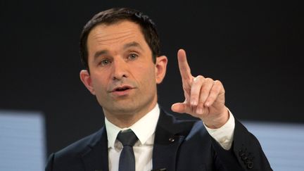 Le candidat socialiste à la présidentielle, Benoît Hamon, à la Mutualité française, à Paris, le 27 février 2017.&nbsp; (IRINA KALASHNIKOVA / SPUTNIK / AFP)