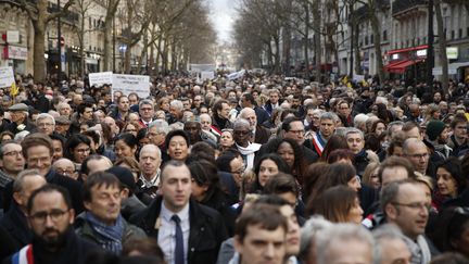 La marche silencieuse organisée à Paris en mémoire de Mireille Knoll, mercredi 28 mars 2018. (MAXPPP)