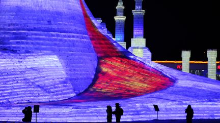 Premières images du festival de glace de Harbin, en Chine