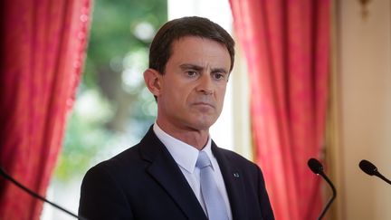 Manuel Valls dans&nbsp;son bureau &agrave; Paris le 29 septembre 2015 (  MAXPPP)