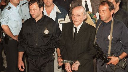 Le criminel de guerre Klaus Barbie, au tribunal de Lyon, le 4 juillet 1987, peu de temps après le verdict. (AFP)