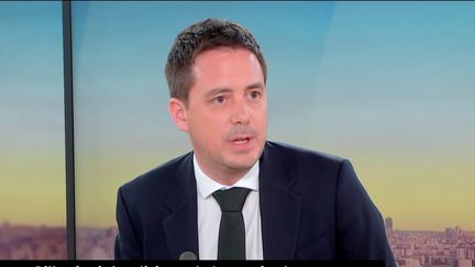 Crèche à la mairie de Beaucaire : “La justice parle différemment en fonction de là où elle se trouve”, estime Yoann Gillet, député RN du Gard (france 2)