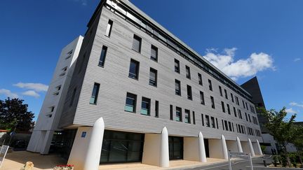 L'hôpital Sébastopol de Reims (Marne), où est soigné Vincent Lambert, le 27 juin 2015. (FRANCOIS NASCIMBENI / AFP)