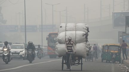 Pollution : en Inde, une montagne de déchets très inquiétante