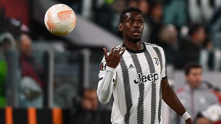 Le Français Paul Pogba, lors du match de la Juventus contre Seville, le 11 mai 2023. (ALBERTO GANDOLFO / AFP)