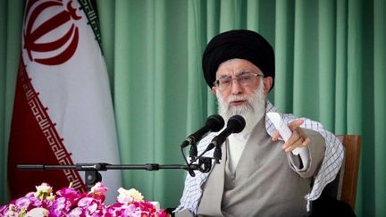 L'ayatollah Khamenei, 12 octobre 2011. (KHAMENEI IR / AFP)