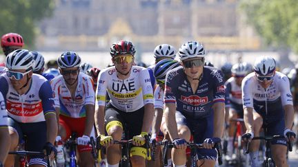 Les coureurs du Tour de France à quelques heures de l'arrivée sur les Champs Elysée le 18 juillet 2021.&nbsp; (THOMAS SAMSON / AFP)