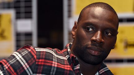 L'acteur Omar Sy participe activement à la "Love Army" qui recueille des dons pour venir en aide aux Rohingyas.
 (Cedric Jacquot /PhotoPQR/MaxPPP)