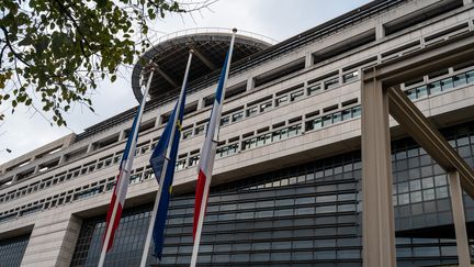 Le ministère de l'Economie et des Finances dans le quartier de Bercy à Paris, le 13 novembre 2024. (RICCARDO MILANI / HANS LUCAS / AFP)