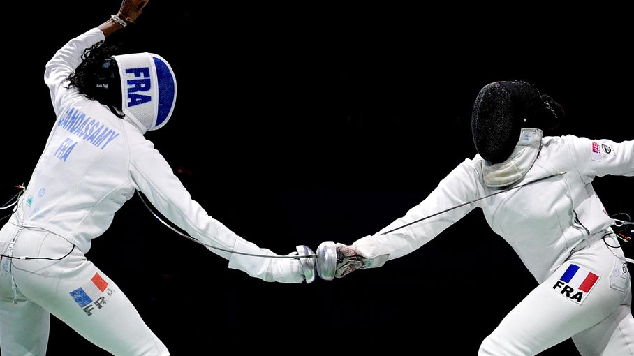 Escrime Coraline Vitalis Championne Deurope à Lépée Marie Florence Candassamy En Argent 