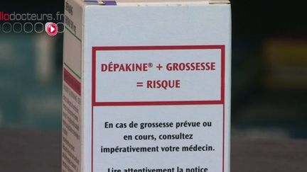 La Dépakine n'est plus seule dans le viseur de l'ANSM, cinq autres substances sont à risque - Vidéo : entretien avec le Dr Philippe Vella, directeur des médicaments en neurologie à l'ANSM