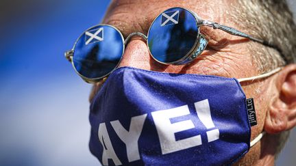 Lors d'une manifestation pour l'indépendance de l'Ecosse, le 1er mai 2021, à Glasgow (Royaume-Uni).&nbsp; (EWAN BOOTMAN / NURPHOTO / AFP)