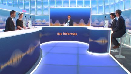 Autour de Marc Fauvelle et Jean-Rémi Baudot, les informés de franceinfo débattent de l'actualité du mardi 25 octobre 2022. (FRANCEINFO / RADIOFRANCE)