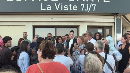 Marseille : les habitants des quartiers nord se mobilisent pour retenir la médecin agressée