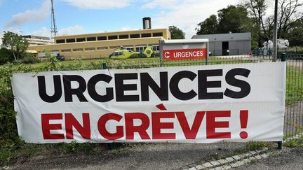 Service des urgences en grève à l'hôpital Emile Muller de Mulhouse, le19 août 2019. (THIERRY GACHON / MAXPPP)