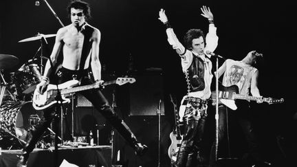 Les Sex Pistols, en concert à San Francisco, en 1978. (GEORGE ROSE / HULTON ARCHIVE)