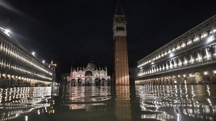 La célèbre place Saint-Marc, le 12 novembre 2019 à Venise (Italie). (MARCO BERTORELLO / AFP)