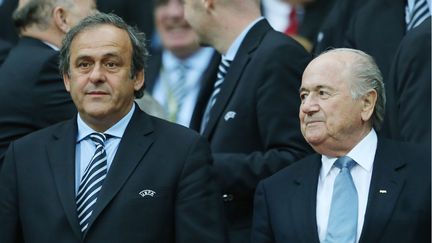 &nbsp; (Michel Platini (à gauche) a travaillé comme conseiller de Sepp Blatter (à droite) de 1998 à 2002 © MaxPPP)