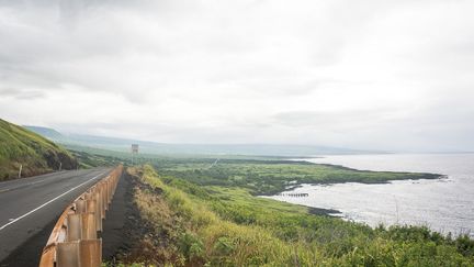 A coastal road on the island of Hawaii, the largest in the archipelago, on May 17, 2018. (RONIT FAHL / AFP)