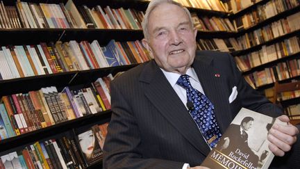 David Rockefeller à Paris en 2006 lors de la parution de ses Mémoires.
 (STEPHANE DE SAKUTIN / AFP)