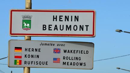 Le 30 octobre 2013, l'entr&eacute;e de la ville d'H&eacute;nin-Beaumont (Pas-de-Calais) (DENIS CHARLET / AFP)