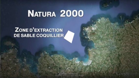 La zone d'extraction du sable coquillier en baie de Lannion (Côtes-d'Armor). (FRANCE 3 BRETAGNE)