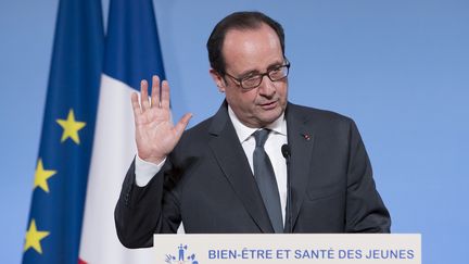 François Hollande lors du lancement du plan interministériel "bien-être et santé des jeunes", le 29&nbsp;novembre 2016 au palais de l'Eysée à Paris. (IAN LANGSDON / AFP)