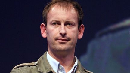 Le grand reporter de France 2 Gilles Jacquier, le 9 octobre 2010 &agrave; Bayeux (Calvados) lors de la remise de prix de correspondants de guerre. (KENZO TRIBOUILLARD / AFP)