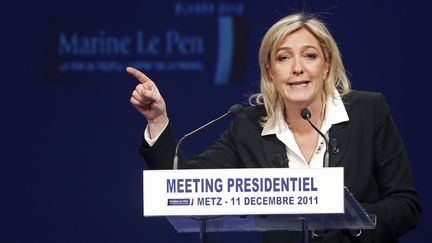 Marine Le Pen, la candidate du Front national &agrave; la pr&eacute;sidentielle, en meeting &agrave; Metz (Moselle), le 11 d&eacute;cembre 2011. (VINCENT KESSLER /&nbsp;REUTERS)