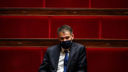 Olivier Faure, premier secrétaire du Parti socialiste, le 2 février 2022 à l'Assemblée nationale, à Paris. (CHRISTOPHE ARCHAMBAULT / AFP)