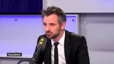 Florian Bachelier, premier questeur de l'Assemblée nationale&nbsp;et&nbsp;député La République en marche d'Ille-et-Vilaine, était l'invité de "Tout est politique" sur franceinfo mercredi 25 avril. (FRANCEINFO)