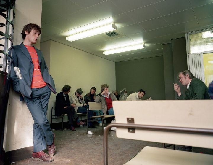 DHSS Emergency Center, Elephant and Castle, South London, 1984, Courtesy galerie Les filles du calvaire, Paris
 (Paul Graham)