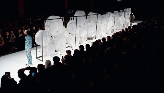 "The Shrink Wrap Spectacular", collection automne-hiver 2012, Copenhagen 2012 
 (Alastair Philip Wiper)